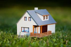 Einfamilienhaus,Grünen,Natur,Energie,teuer,bauen