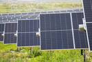 (c) fotoprime @ 123rf solarpanele,sonne,licht,co2 sparen
